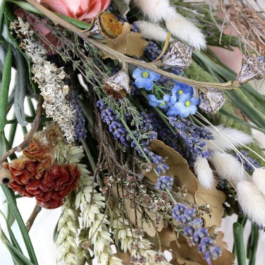 Веник из лагуруса, хлопка и сухоцветов