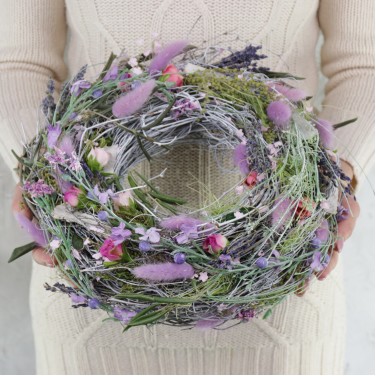 Венок из лагуруса и сухоцветов