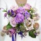 Букет невесты в сиреневых тонах из клематиса, роз и зелени