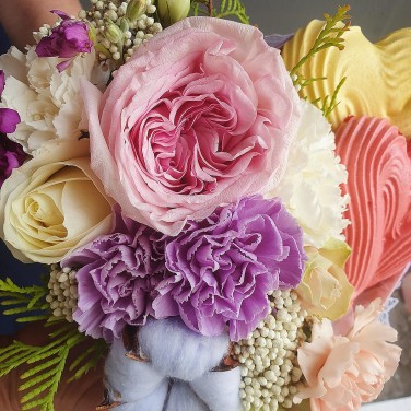 Нежное сердце с безе и цветами