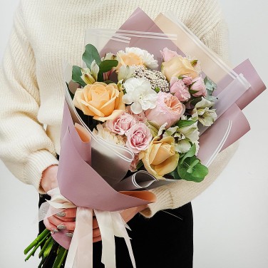 Нежный букет Персиянка