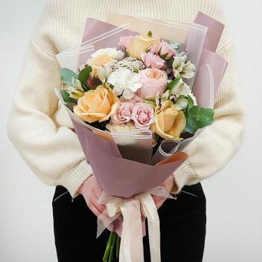 Нежный букет Персиянка