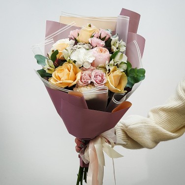 Нежный букет Персиянка
