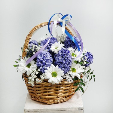 Корзинка Ежевика в саду
