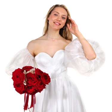 Красный необычный свадебный букет