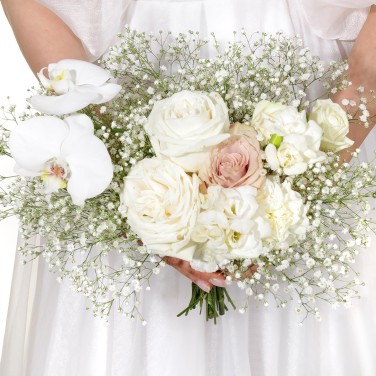 Воздушный свадебный букет с орхидеями