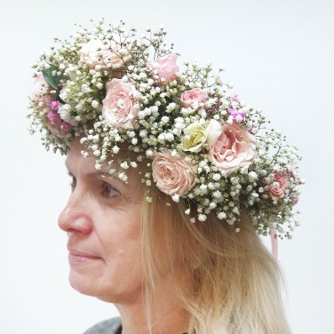 Венок невесты из роз и гипсофилы