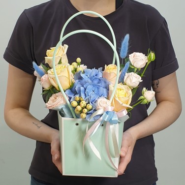 Мятный вкус поцелуя сумочка с цветами