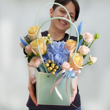 Мятный вкус поцелуя сумочка с цветами