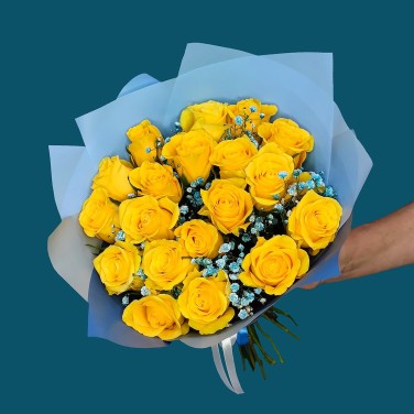 Желтые розы в современной упаковке