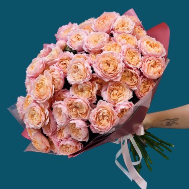 15 пионовидных кустовых роз Джульетта