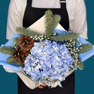 Зимний голубой лед