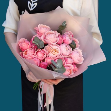 Нежность пионовидных кустовых роз