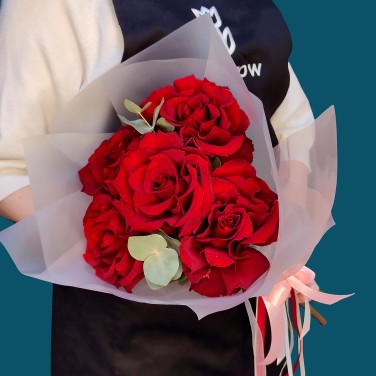 Посмотри на меня букет красных роз