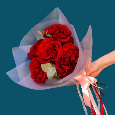 Посмотри на меня букет красных роз