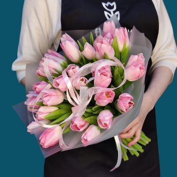 Розовые тюльпаны Весенний сон