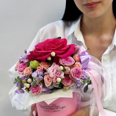 Ягодный морс коробка мини с цветами