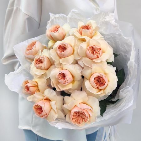 Персиковые грезы букет пионовидных роз