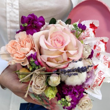 Хорошее настроение цветы в сердце с рафаэлло