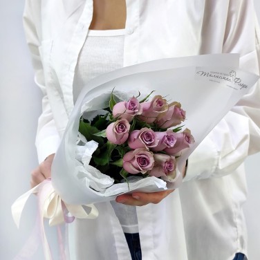 Лавандовые сны монобукет из 9 роз