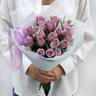 Лавандовые сны монобукет из 19 роз