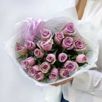 Лавандовые сны монобукет из 19 роз