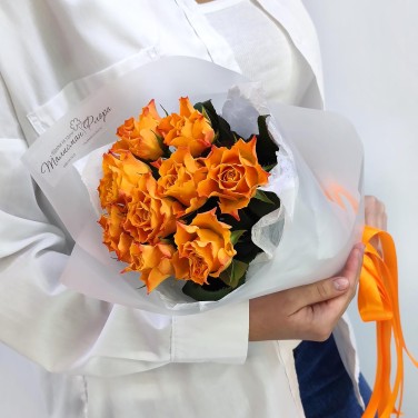 Рыжее солнце - 9 роз в монобукете