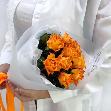 Рыжее солнце - 9 роз в монобукете