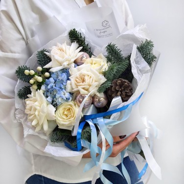 Зимний сон с ароматными розами