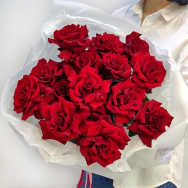 Благо букет красных французских роз