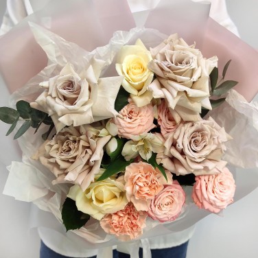 Туманные воспоминания букет роз