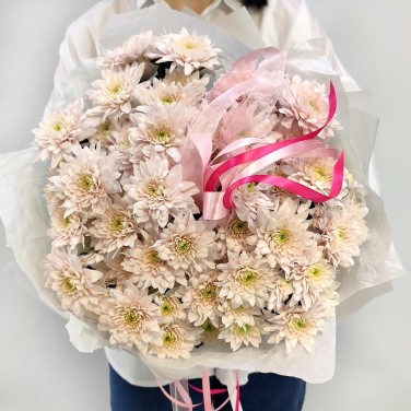 Кремовый туман букет из 9 хризантем