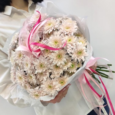 Кремовый туман букет из 9 хризантем
