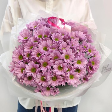 Розовая карусель букет из 9 хризантем