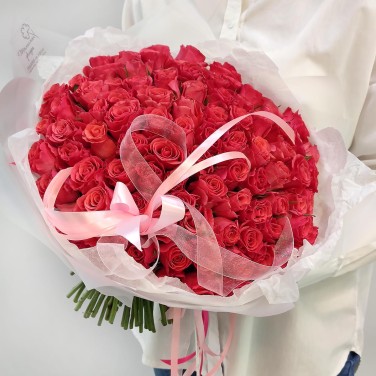 Розовый подарок букет из 101 розы