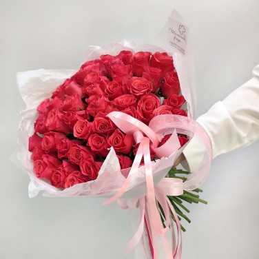Розовый подарок букет из 51 розы