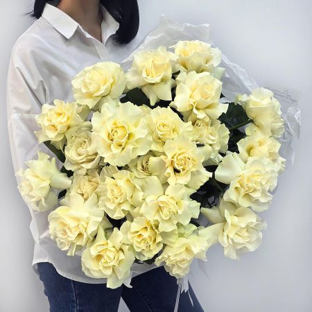 Шикарный букет белых французских роз