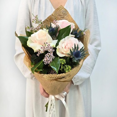 Дар леса букет французских розовых роз