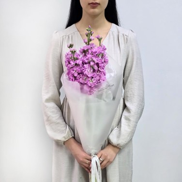 Букет розовых маттиол