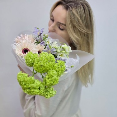 Предвкушение букет весенних цветов