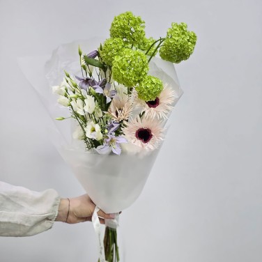 Предвкушение букет весенних цветов