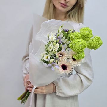 Предвкушение букет весенних цветов