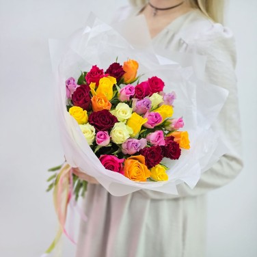 Букет разноцветных роз Кения 25 шт