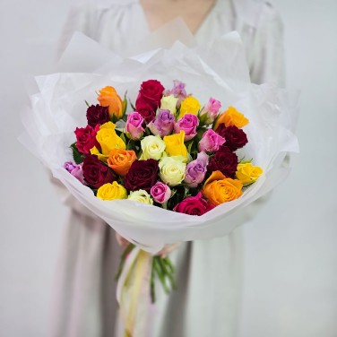 Букет разноцветных роз Кения 25 шт
