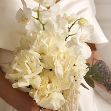 Модный букет невесты с орхидеями