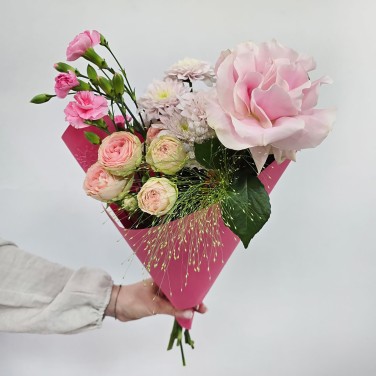 Букет комплимент в розовых тонах
