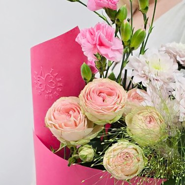 Букет комплимент в розовых тонах