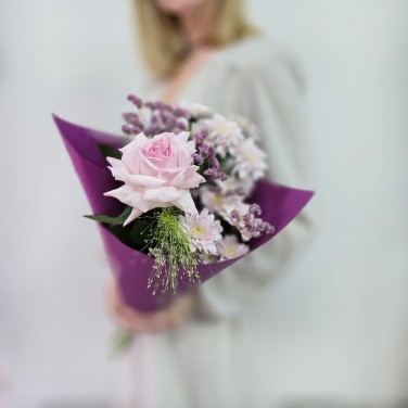 Розовое озеро букет комплимент