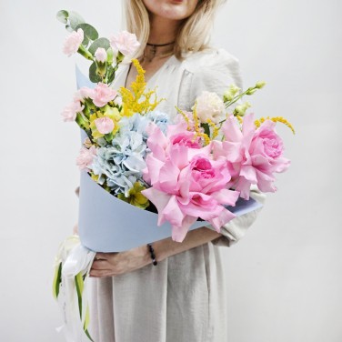 Букет авторский Летний шёпот волны