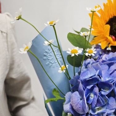 Букет из подсолнуха и гортензии Ты первый